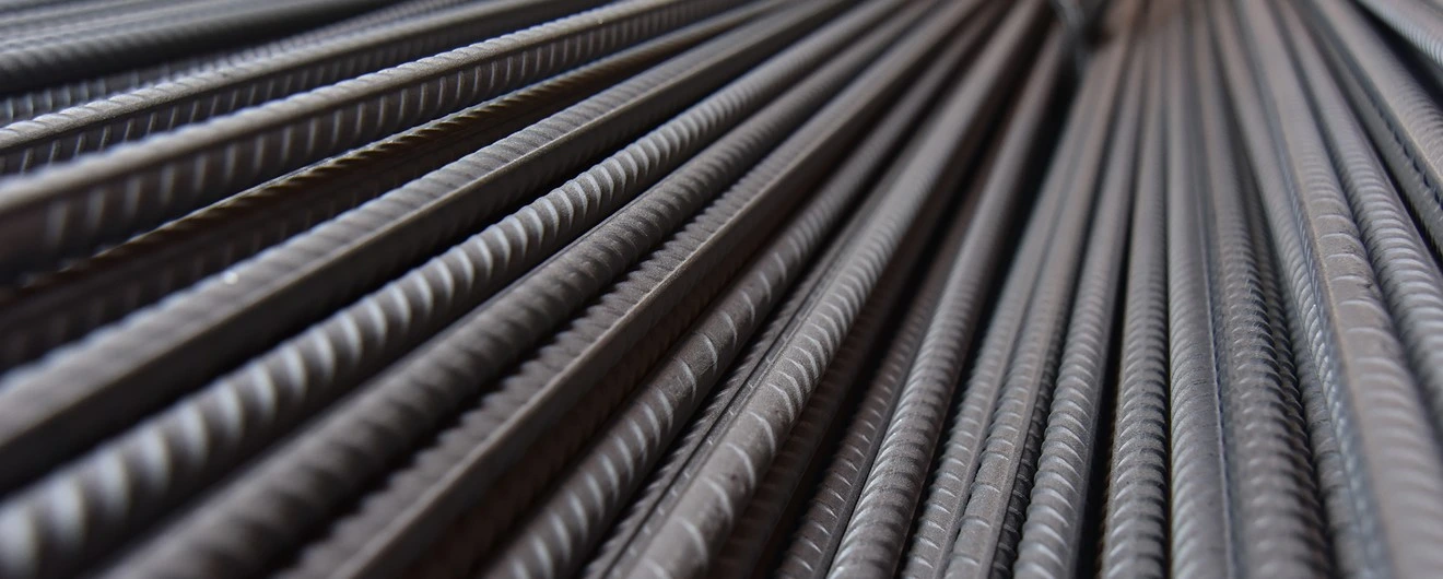 close up of a bunch of steel rebars