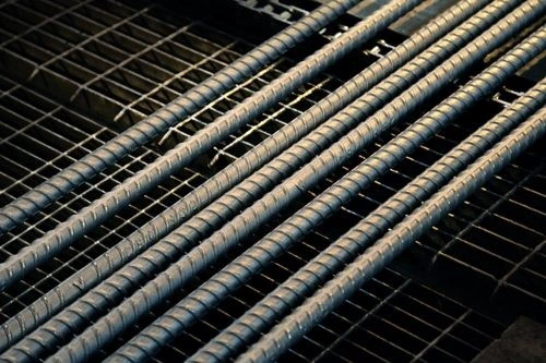 a stack of steel rebars
